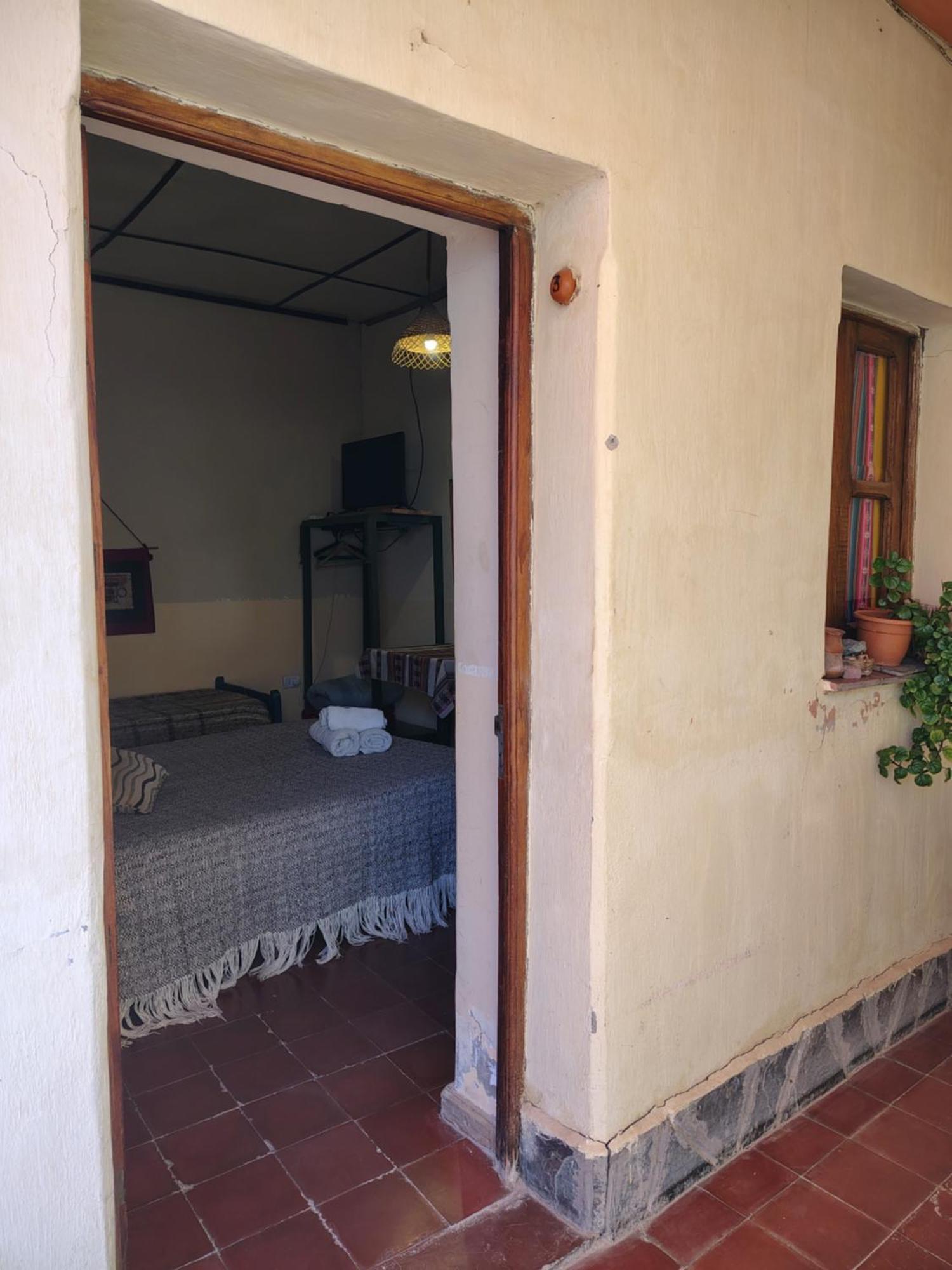 Inti Sayana Hostel Humahuaca Buitenkant foto