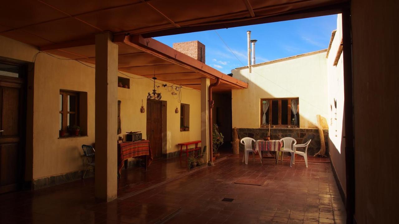 Inti Sayana Hostel Humahuaca Buitenkant foto