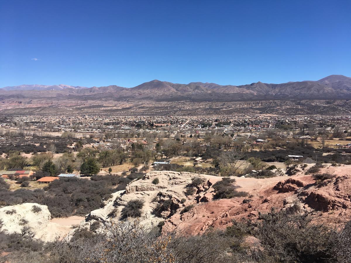 Inti Sayana Hostel Humahuaca Buitenkant foto