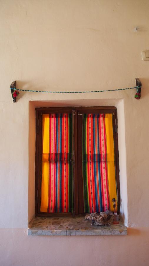 Inti Sayana Hostel Humahuaca Buitenkant foto