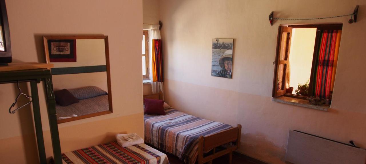 Inti Sayana Hostel Humahuaca Buitenkant foto