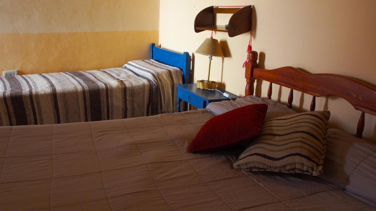 Inti Sayana Hostel Humahuaca Buitenkant foto
