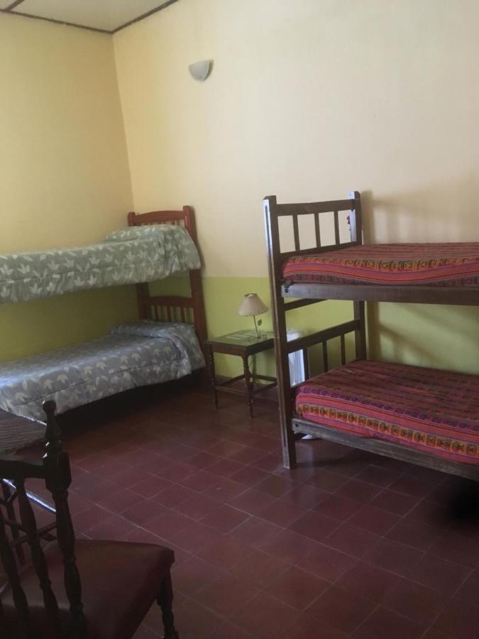 Inti Sayana Hostel Humahuaca Buitenkant foto
